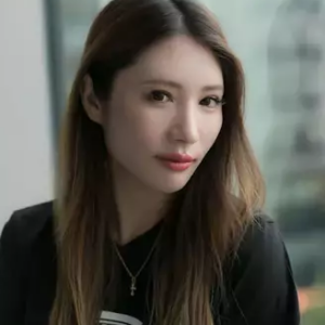 志筑杏里